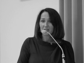 Przemawiająca Dyrektor Urzędu Statystycznego w Krakowie Agnieszka Szlubowska