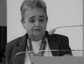 Przemawiająca prof. Uniwersytetu Ekonomicznego w Krakowie dr hab. Jolanta Kurkiewicz